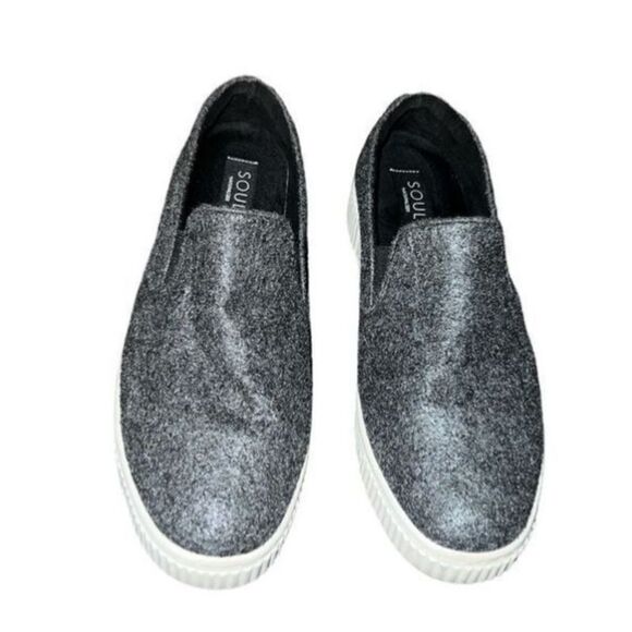 ✨Women's SOUL Naturalizer Tia2 Slip On Sneaker Dark Grey Felt✨ - Picture 1 of 10